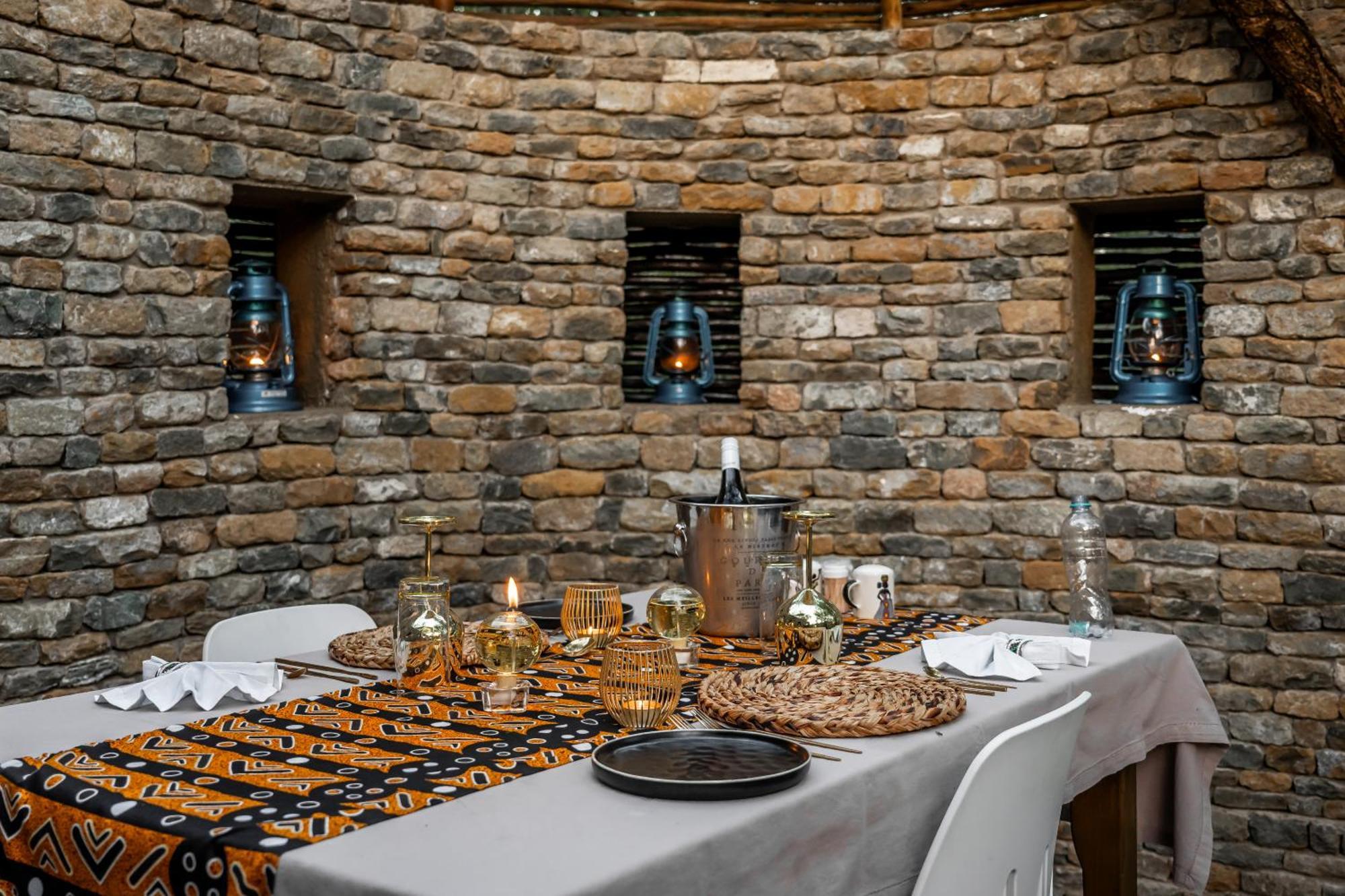 Grace Of Africa, Couples 5 Star Nature Lodge Marloth Park Værelse billede
